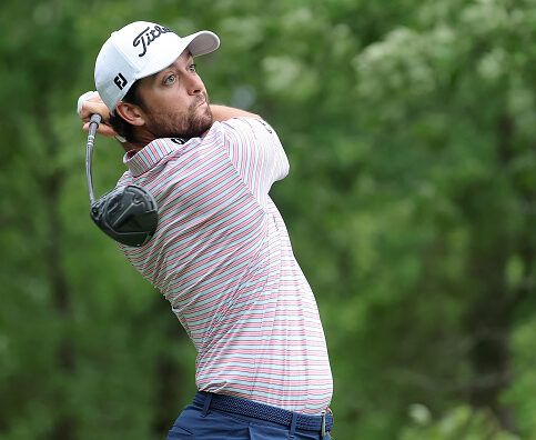 HOUSTON, TEXAS - MARCH 27: Davis Riley of the United States hits his tee shot on the sixth hole during the first round of the Texas Children's Houston Open 2025 at Memorial Park Golf Course on March 27, 2025 in Houston, Texas. (Photo by Jonathan Bachman/Getty Images)